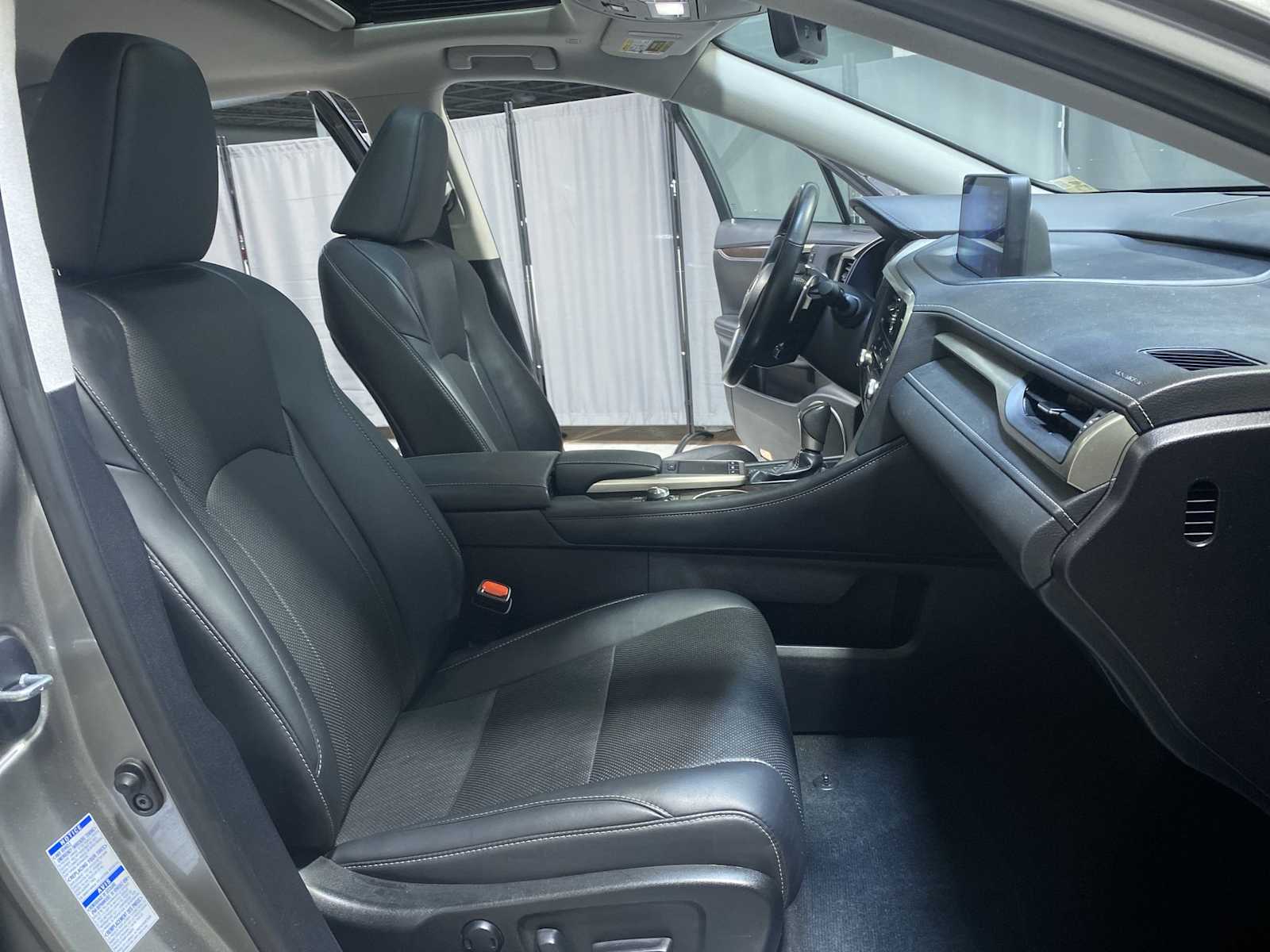 Thumbnail: 2021 Lexus RX - 14