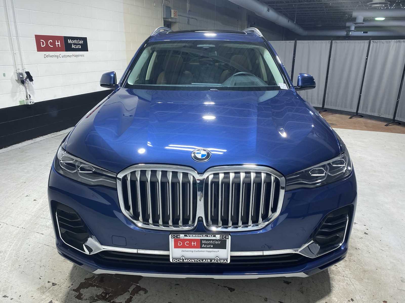 Thumbnail: 2021 BMW X7 - 6