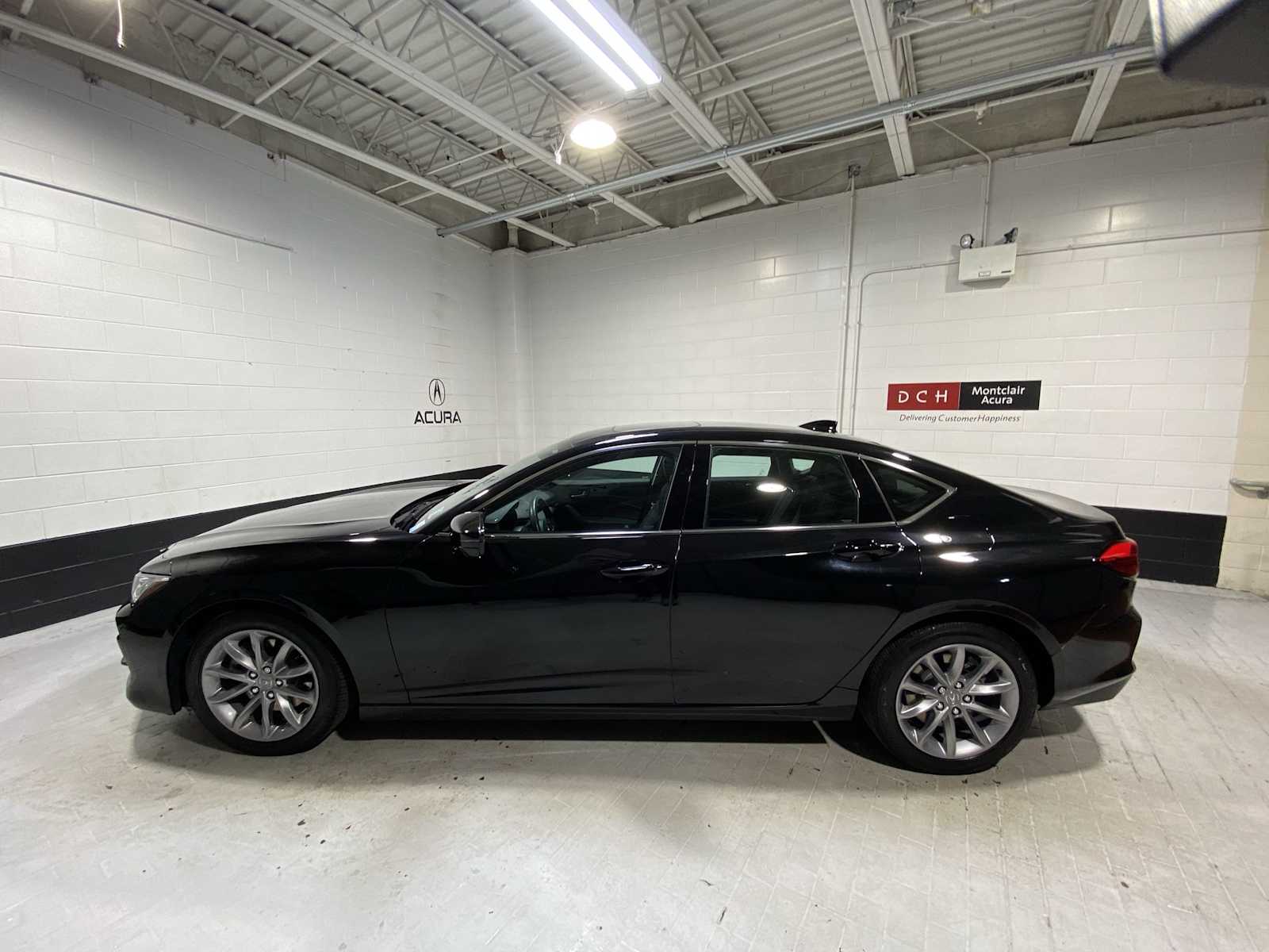 Thumbnail: 2023 Acura TLX - 3