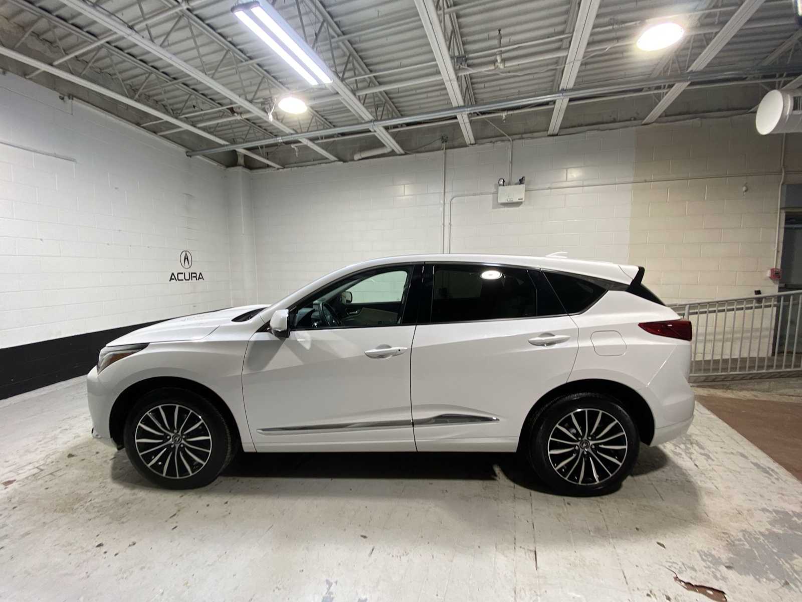 Thumbnail: 2025 Acura RDX - 3