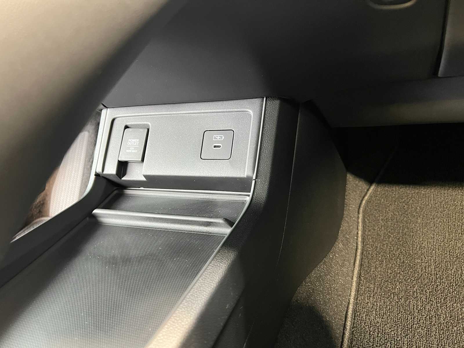 Thumbnail: 2026 Acura RDX - 25