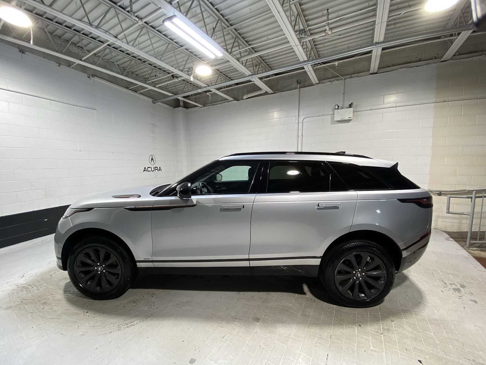 Thumbnail: 2019 Land Rover Range Rover Velar - 3
