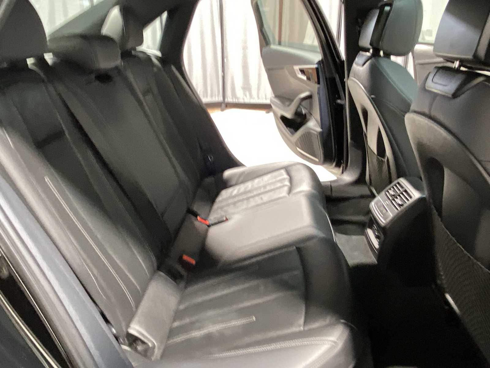 Thumbnail: 2023 Audi A4 - 13