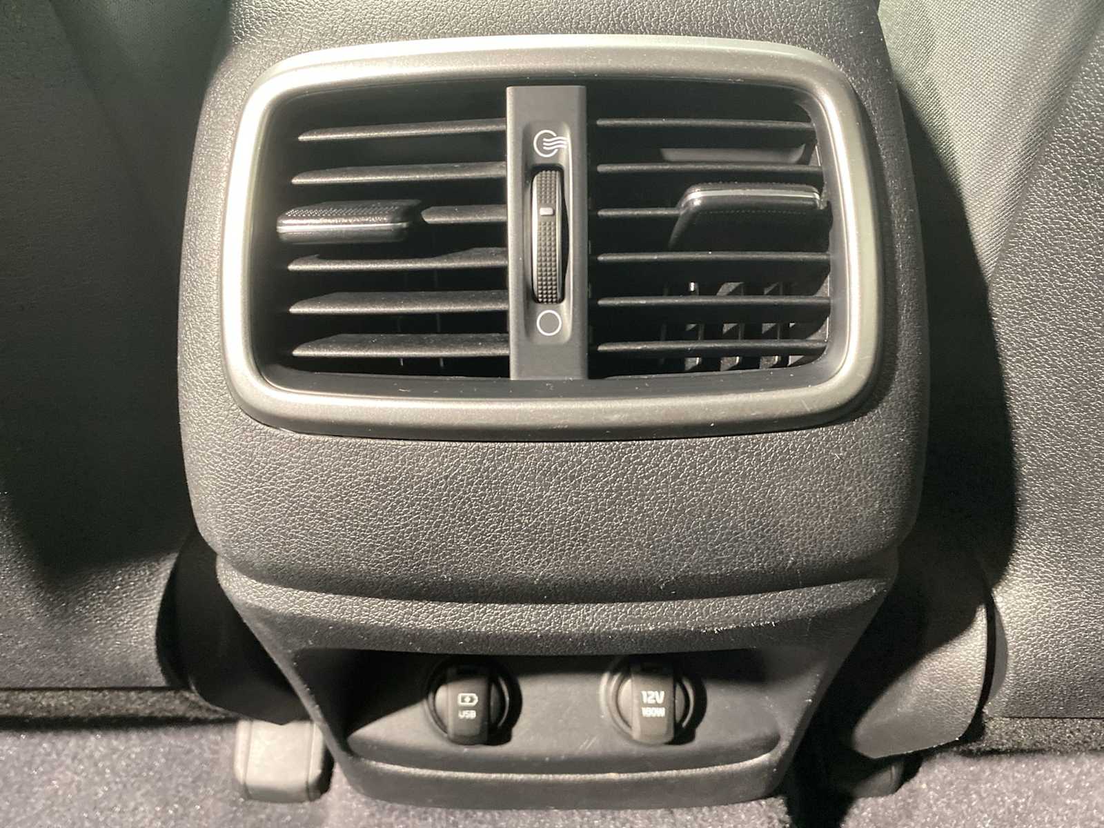 Thumbnail: 2019 Kia Sorento - 25