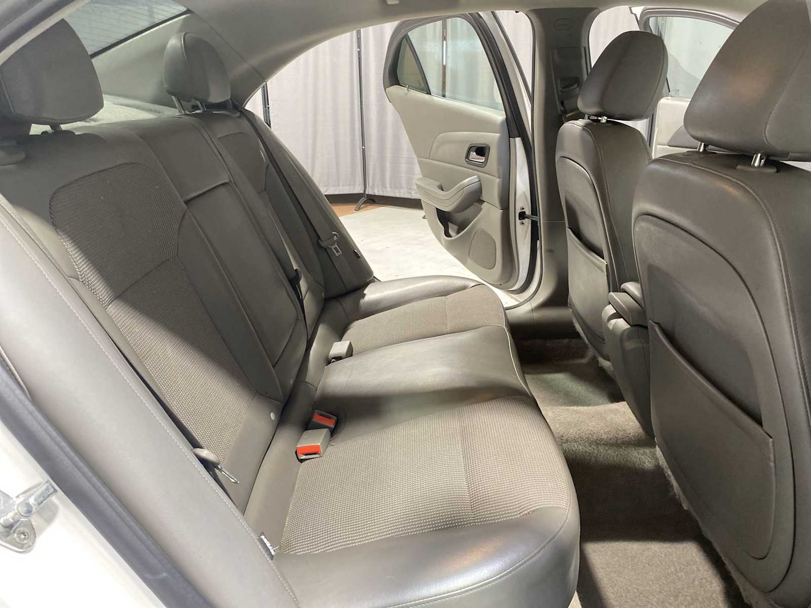 Thumbnail: 2013 Chevrolet Malibu - 13