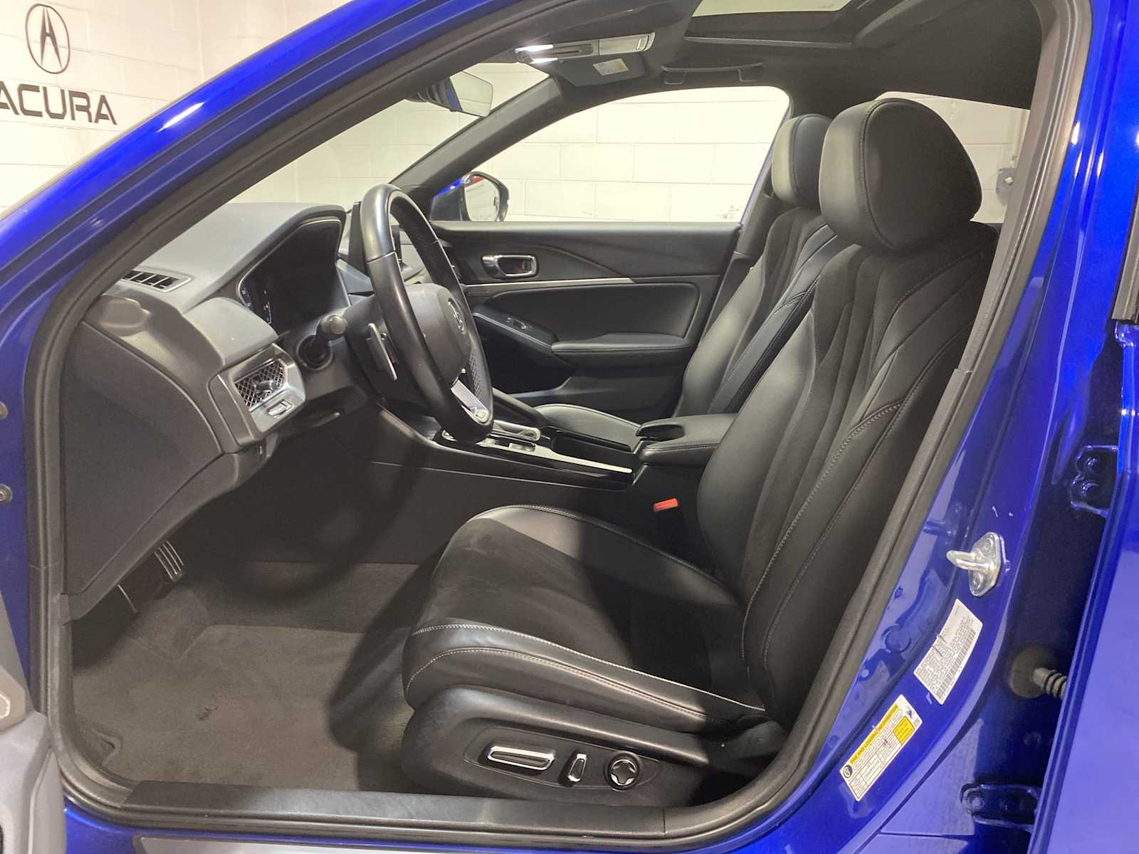 Thumbnail: 2023 Acura Integra - 2