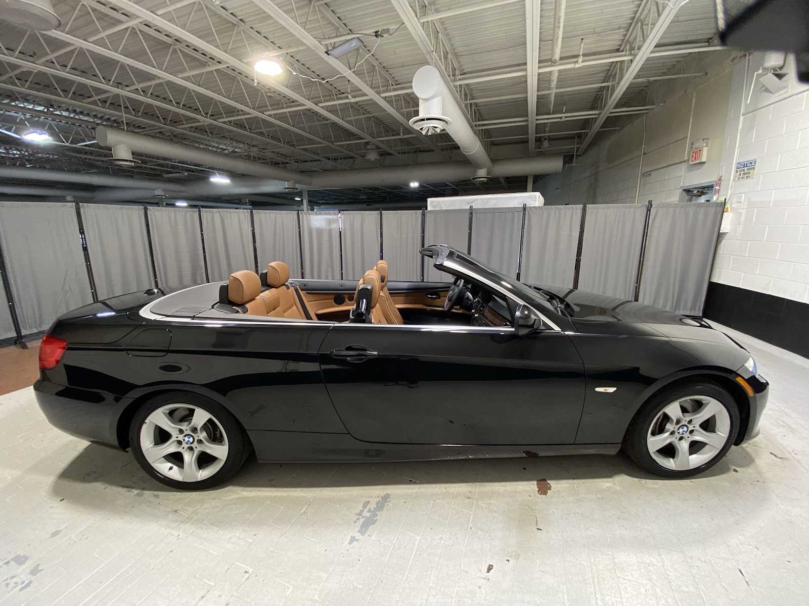 Thumbnail: 2012 BMW 3 Series - 27