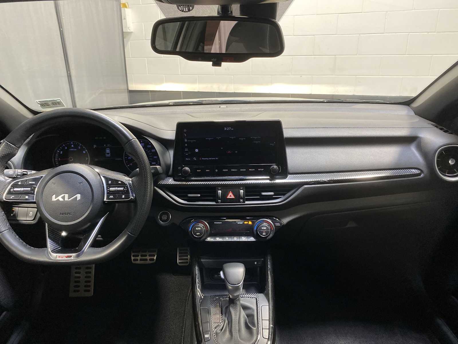 Thumbnail: 2023 Kia Forte - 10