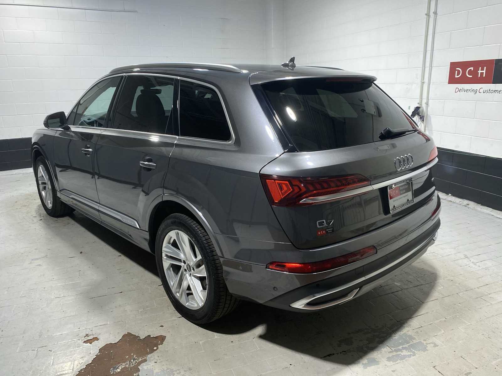 Thumbnail: 2021 Audi Q7 - 3