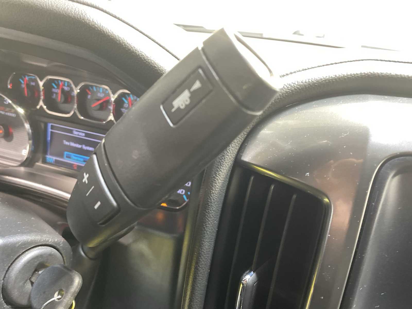 Thumbnail: 2018 Chevrolet Silverado 1500 - 16
