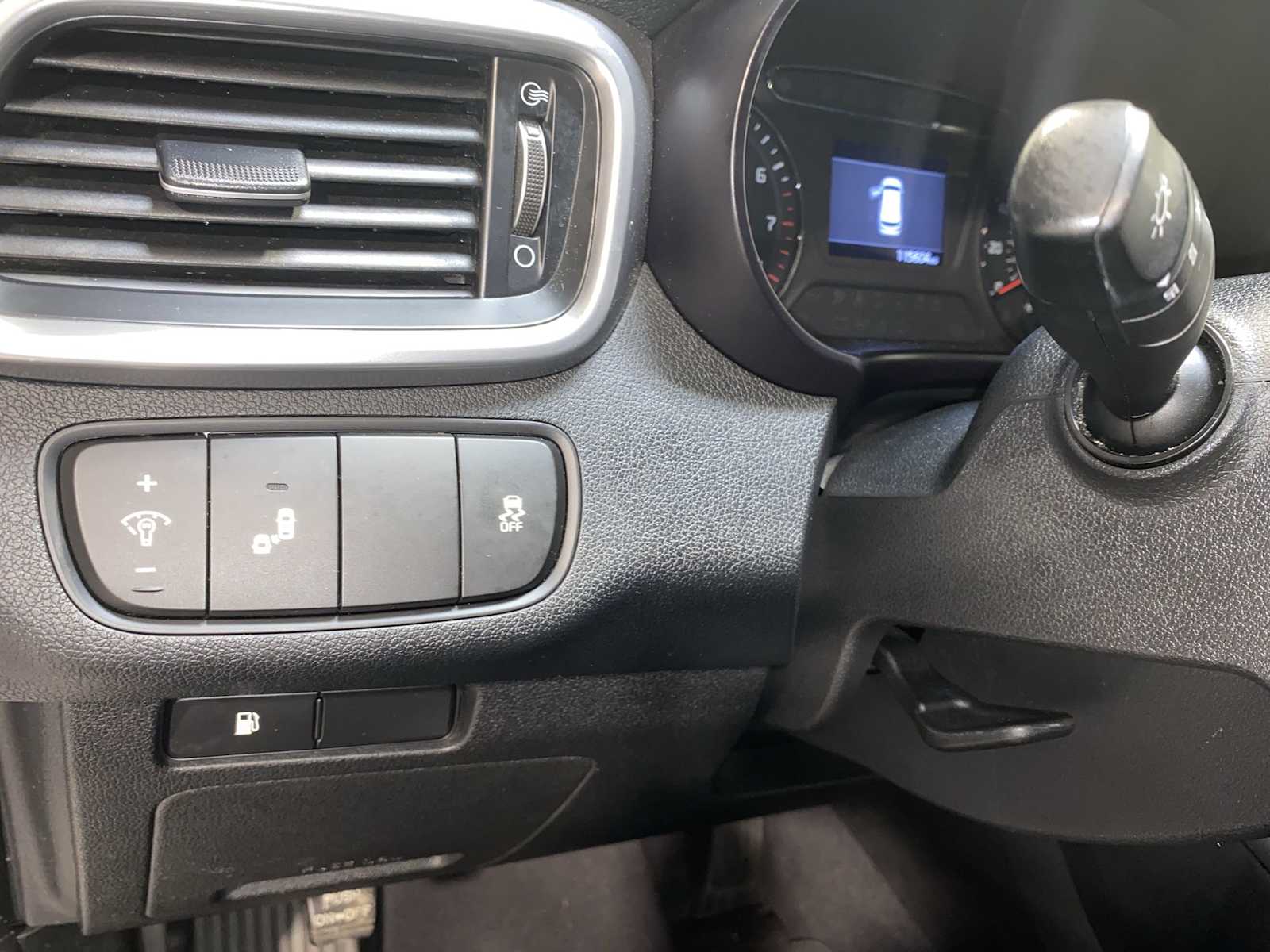 Thumbnail: 2019 Kia Sorento - 24