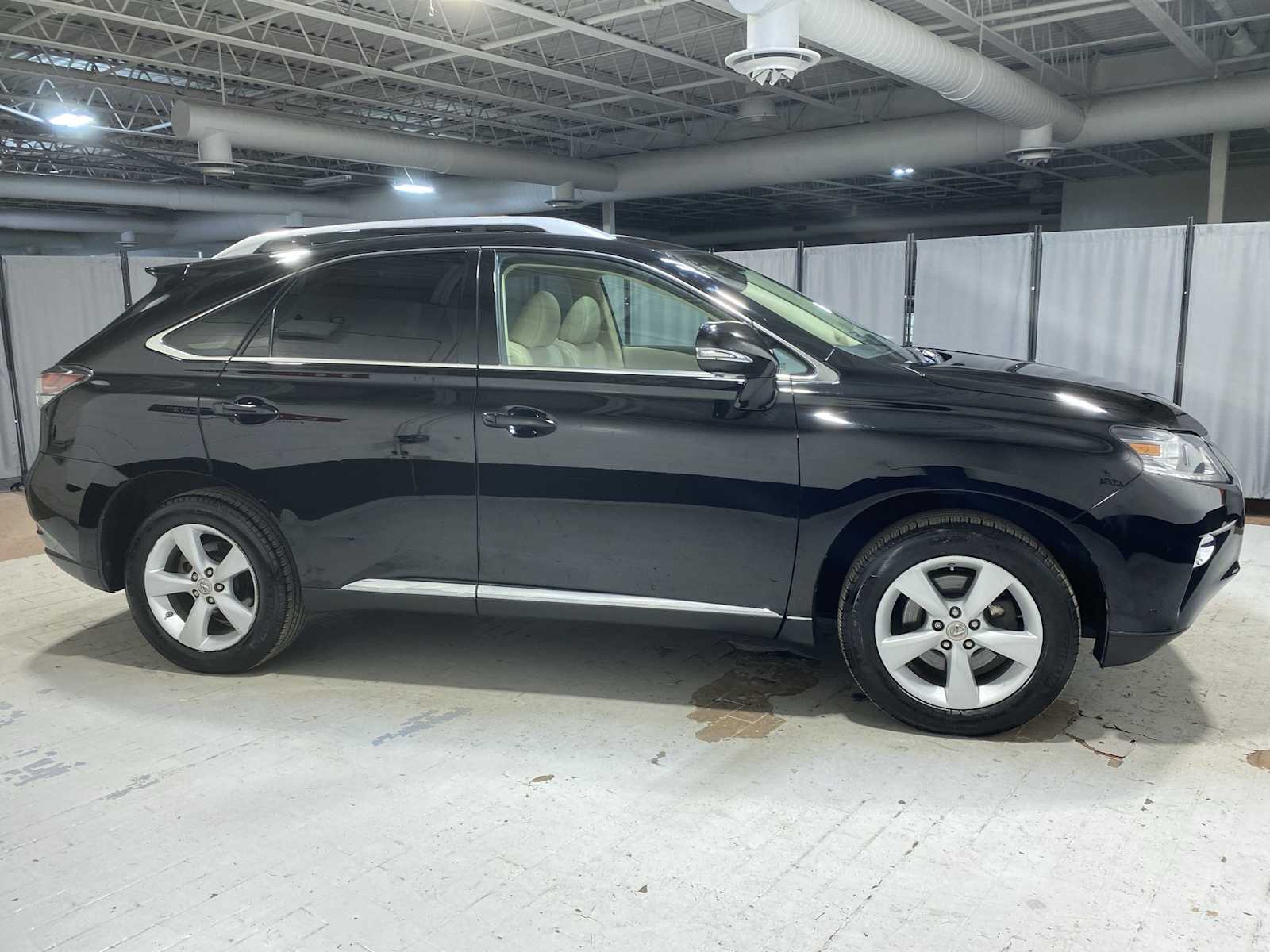 Thumbnail: 2015 Lexus RX - 27