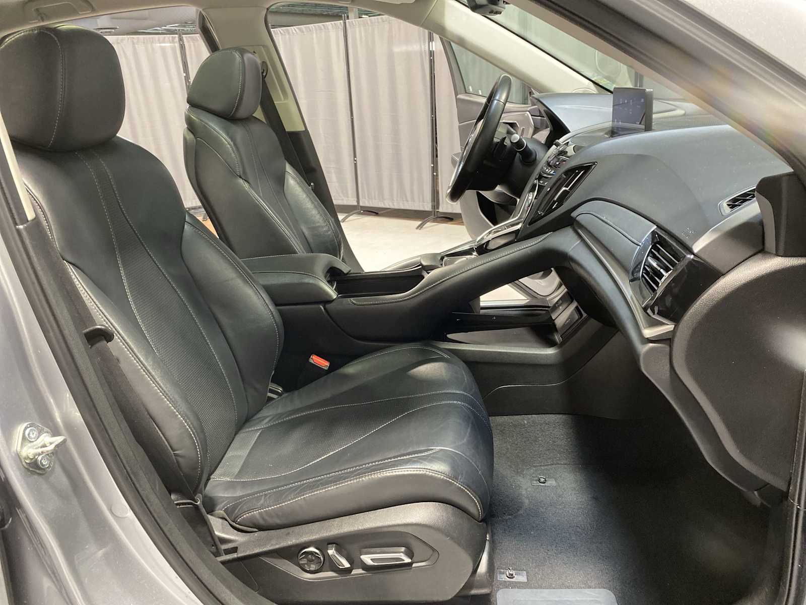 Thumbnail: 2020 Acura RDX - 14