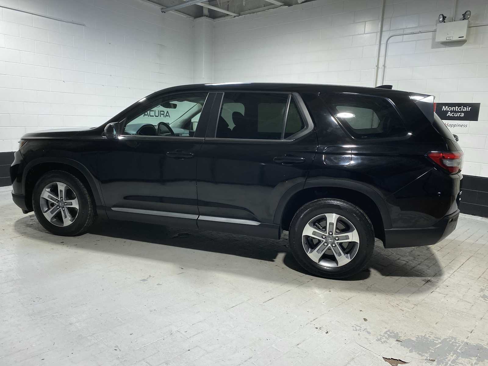 Thumbnail: 2024 Honda Pilot - 3