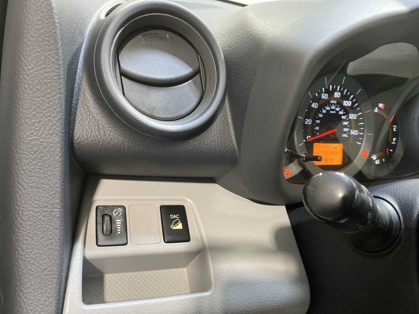 Thumbnail: 2011 Toyota RAV4 - 23