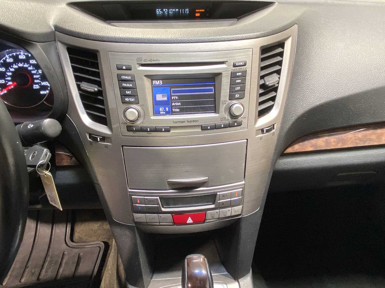 Thumbnail: 2014 Subaru Legacy - 16