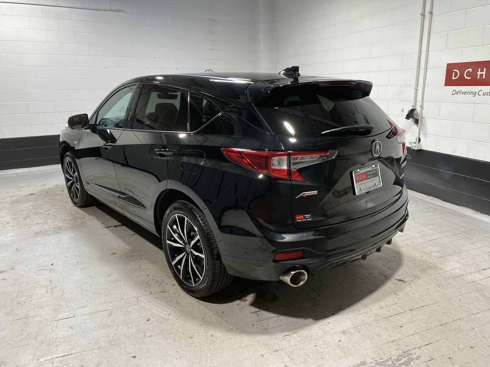 Thumbnail: 2025 Acura RDX - 4