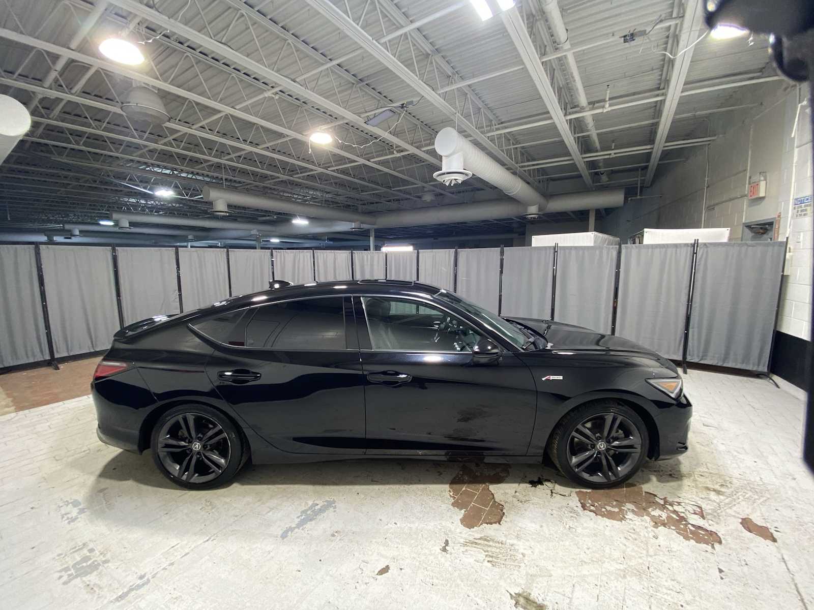 Thumbnail: 2023 Acura Integra - 27