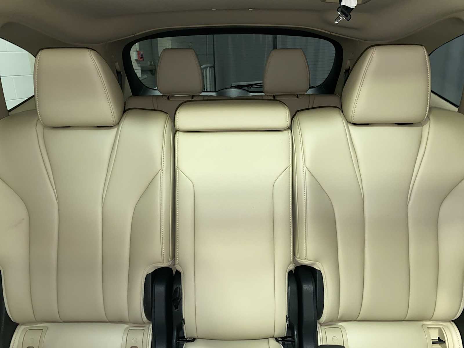 Thumbnail: 2023 Acura MDX - 22