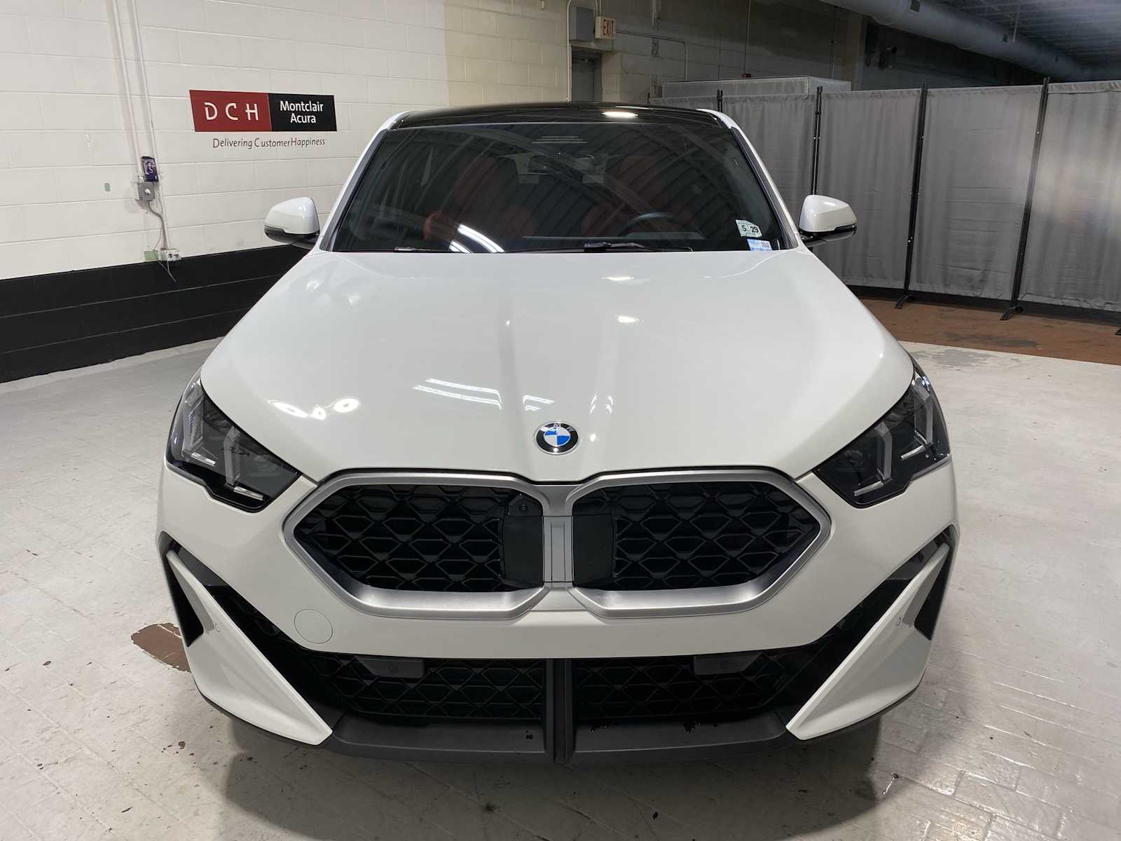 Thumbnail: 2024 BMW X2 - 6