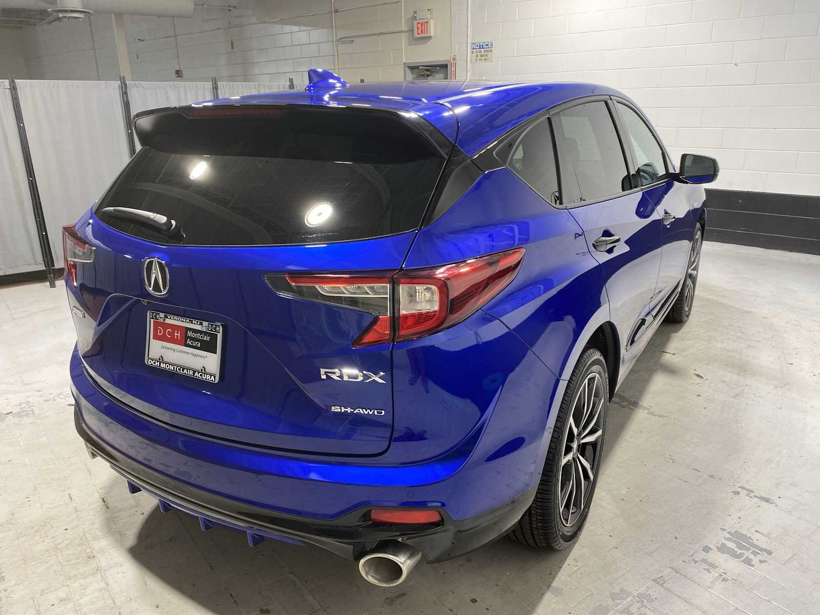 Thumbnail: 2025 Acura RDX - 26