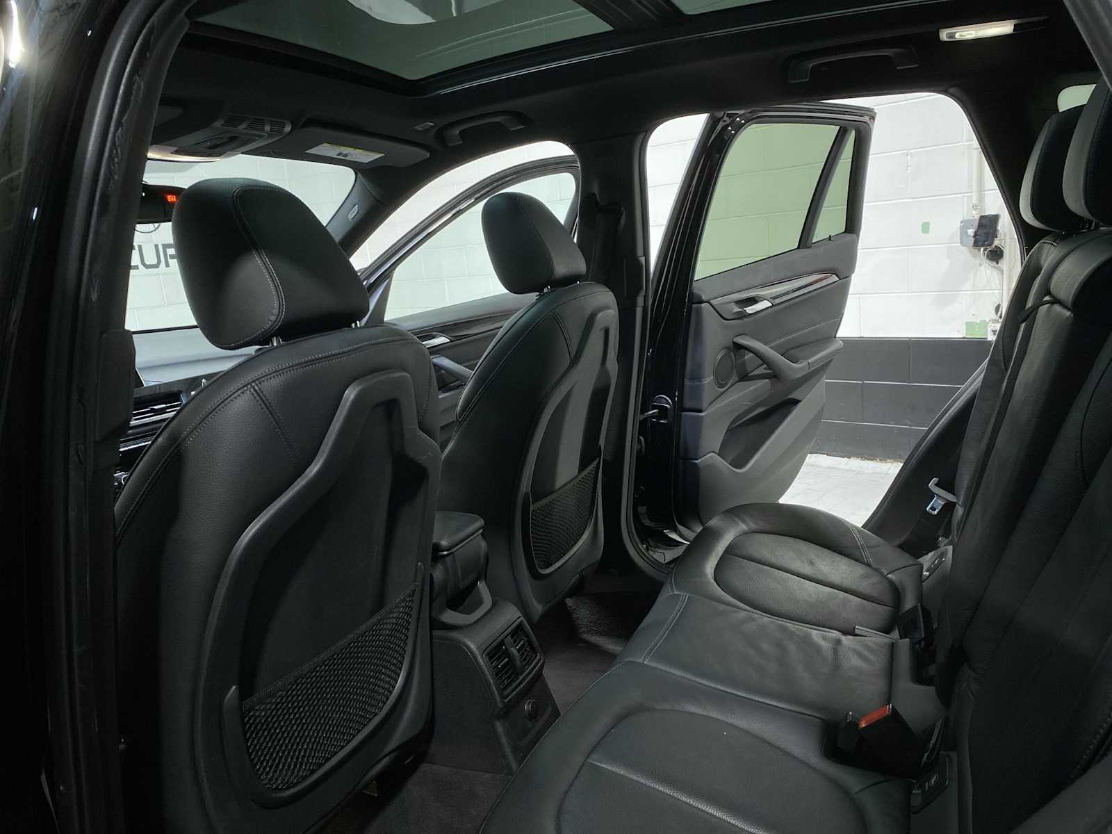 Thumbnail: 2018 BMW X1 - 12