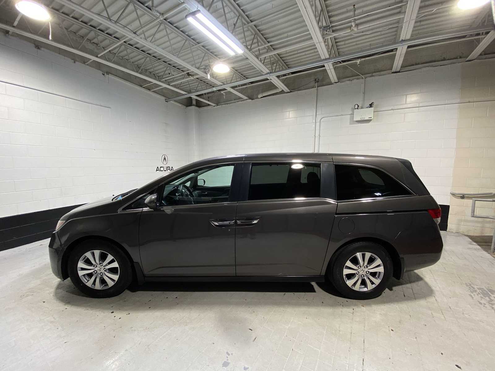 Thumbnail: 2016 Honda Odyssey - 3