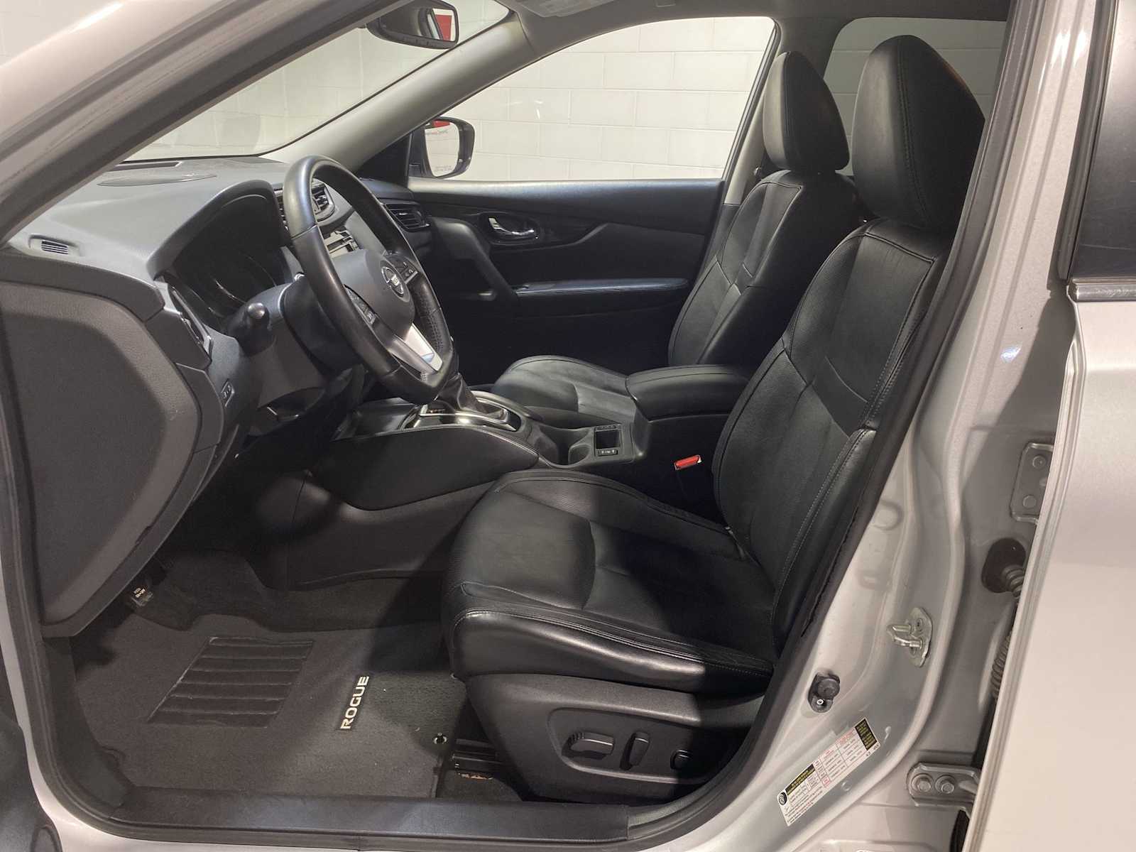 Thumbnail: 2018 Nissan Rogue - 2