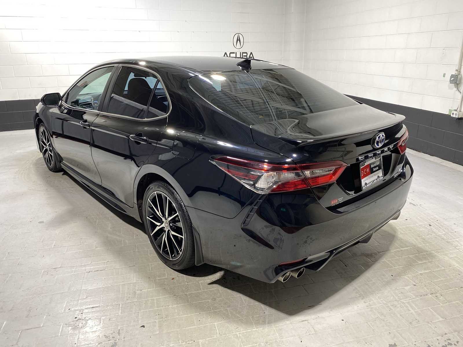 2024 Toyota Camry SE 4