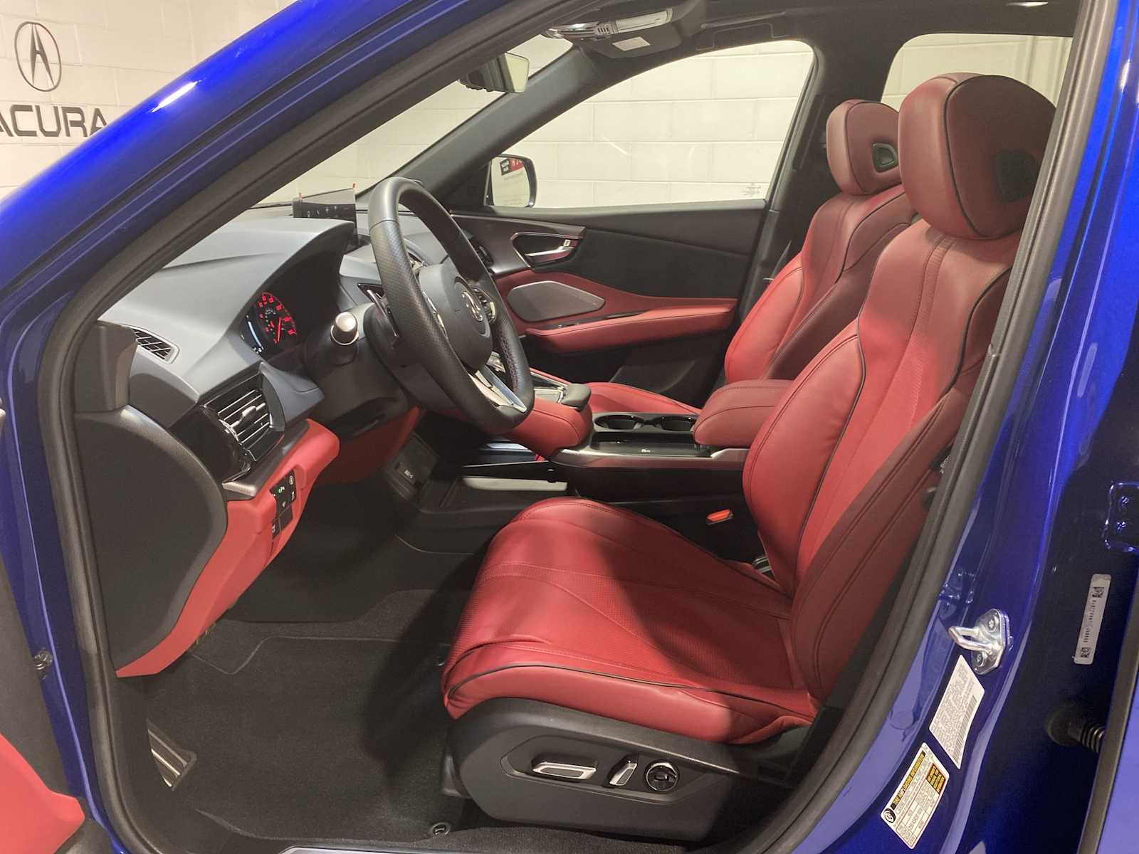 Thumbnail: 2025 Acura RDX - 2