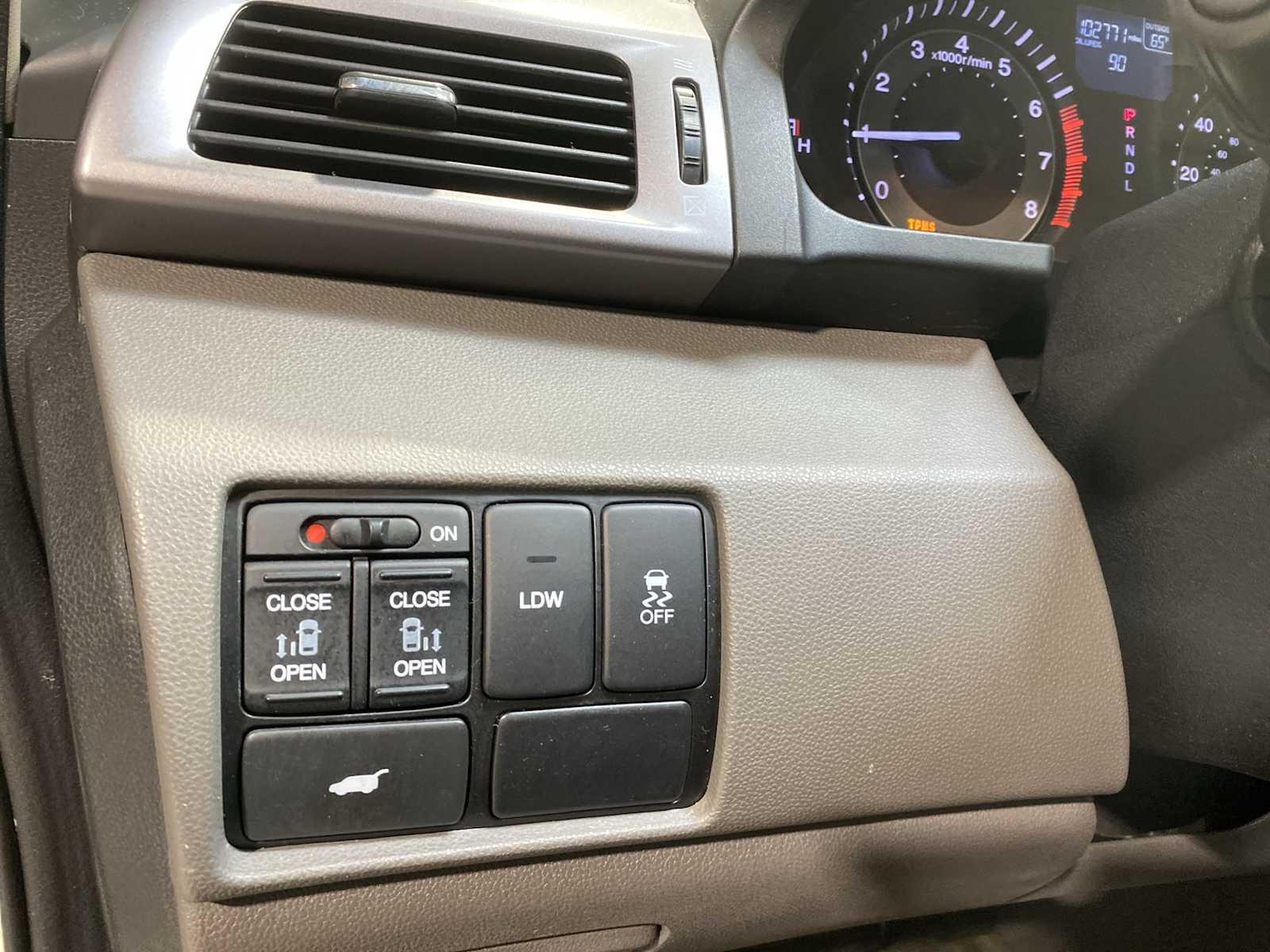 Thumbnail: 2014 Honda Odyssey - 24