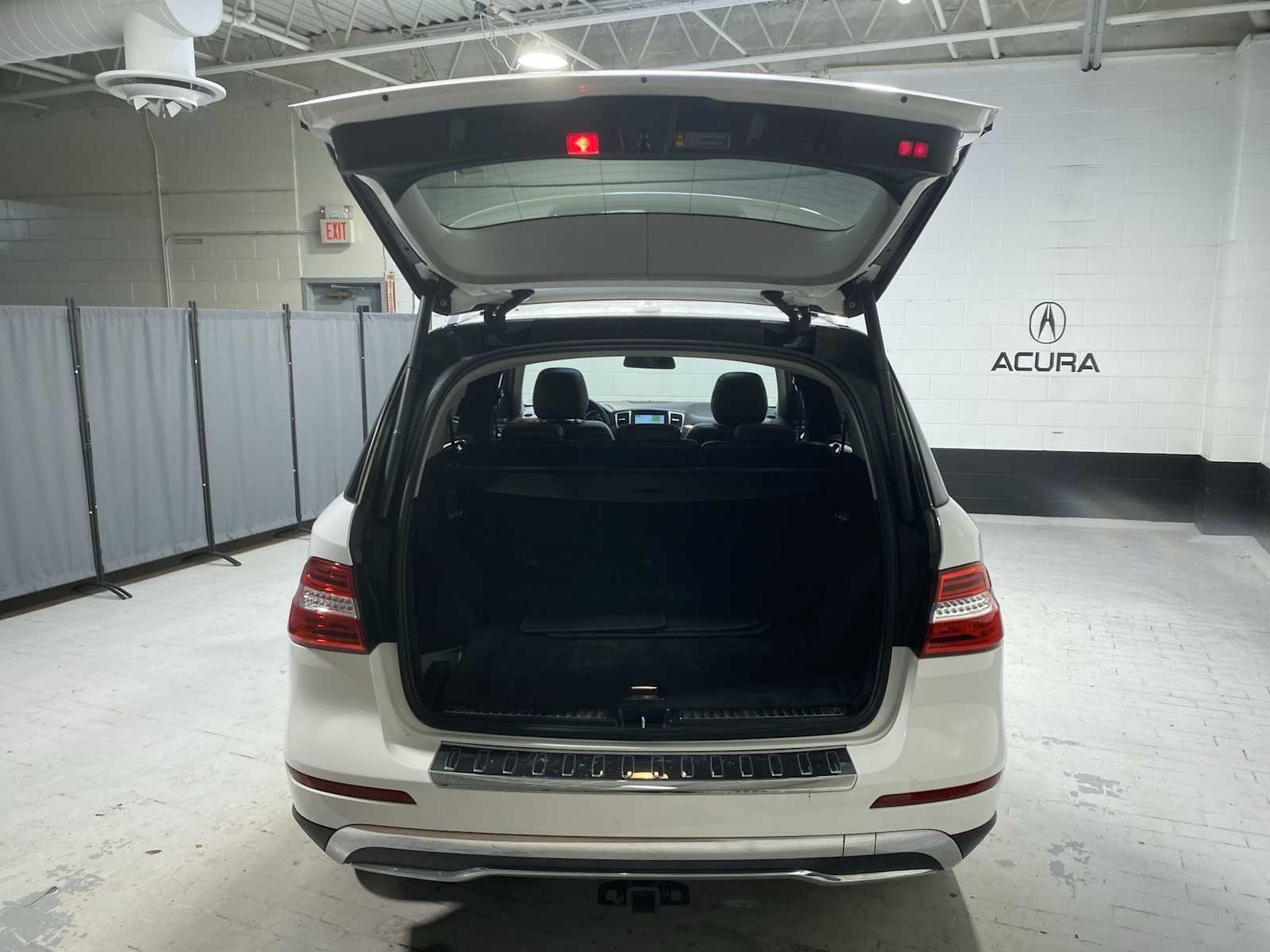 Thumbnail: 2014 Mercedes-Benz M-Class - 19