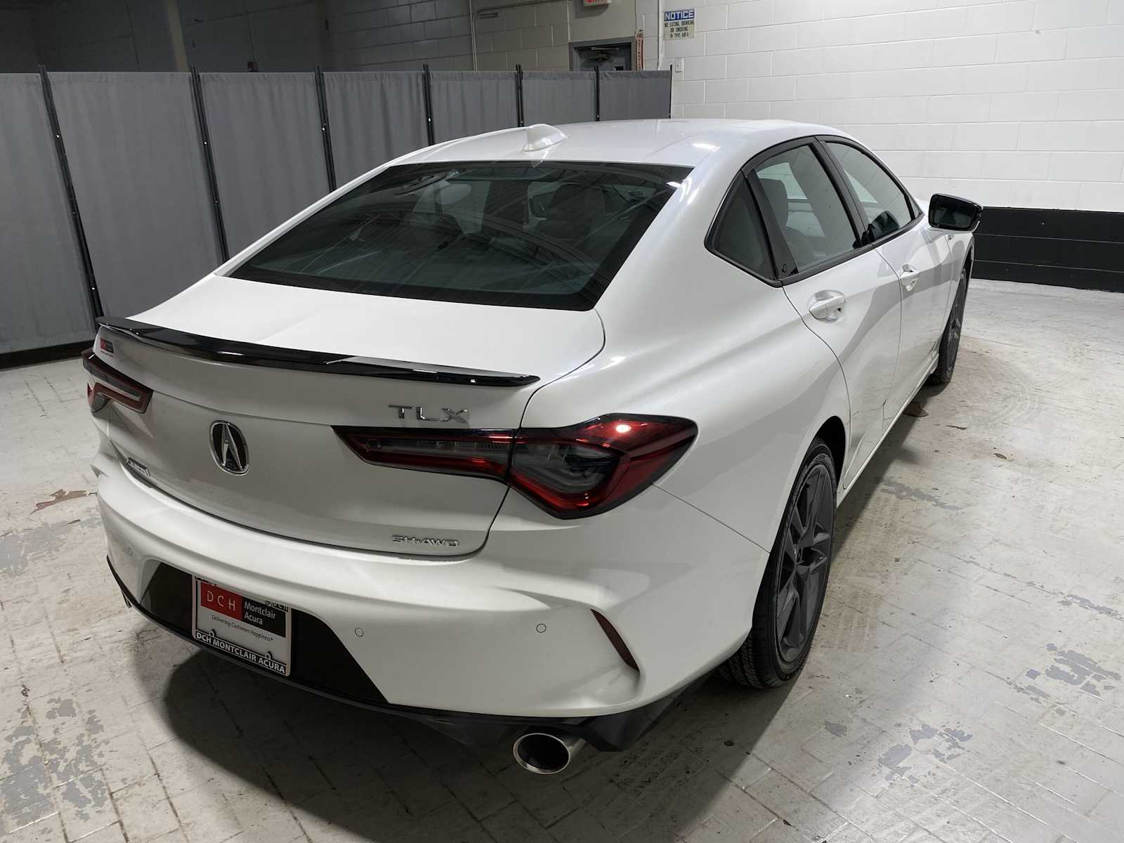 Thumbnail: 2025 Acura TLX - 26