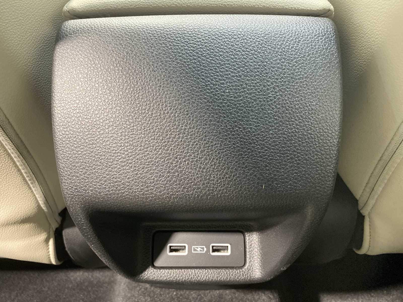 Thumbnail: 2023 Acura Integra - 25