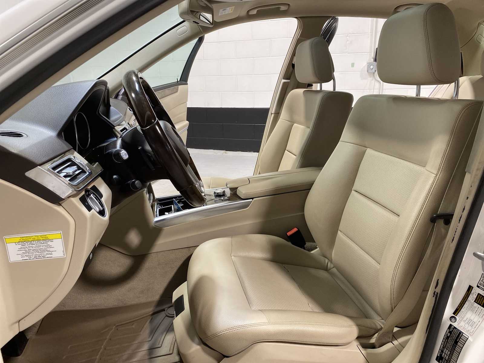 Thumbnail: 2014 Mercedes-Benz E-Class - 11