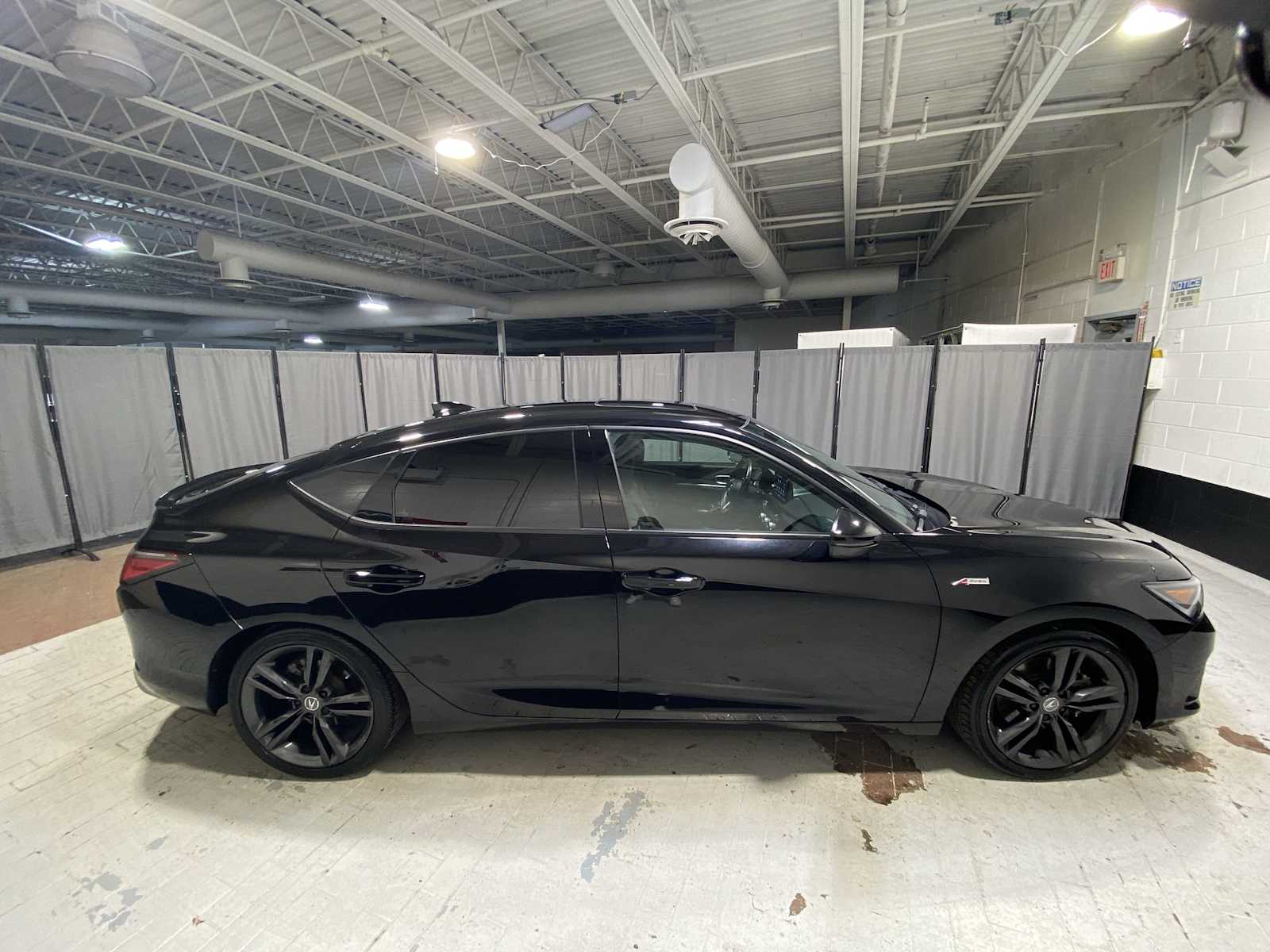 Thumbnail: 2023 Acura Integra - 27