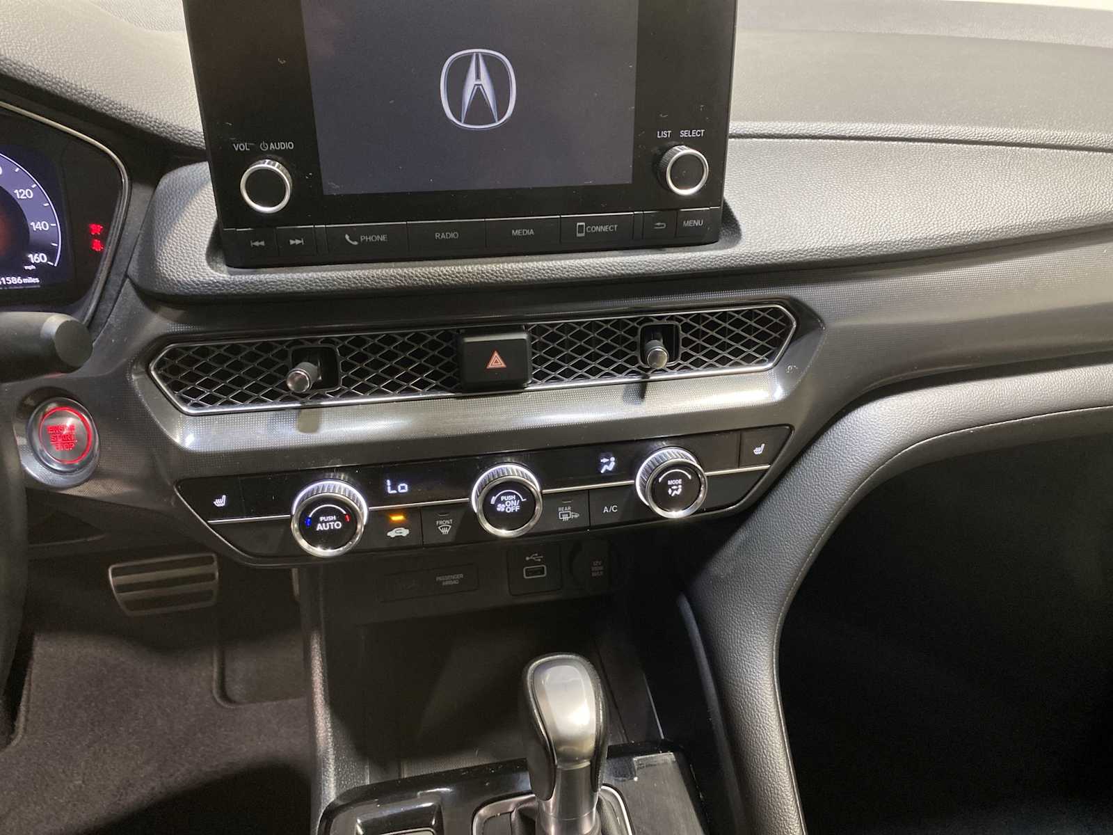 Thumbnail: 2023 Acura Integra - 16