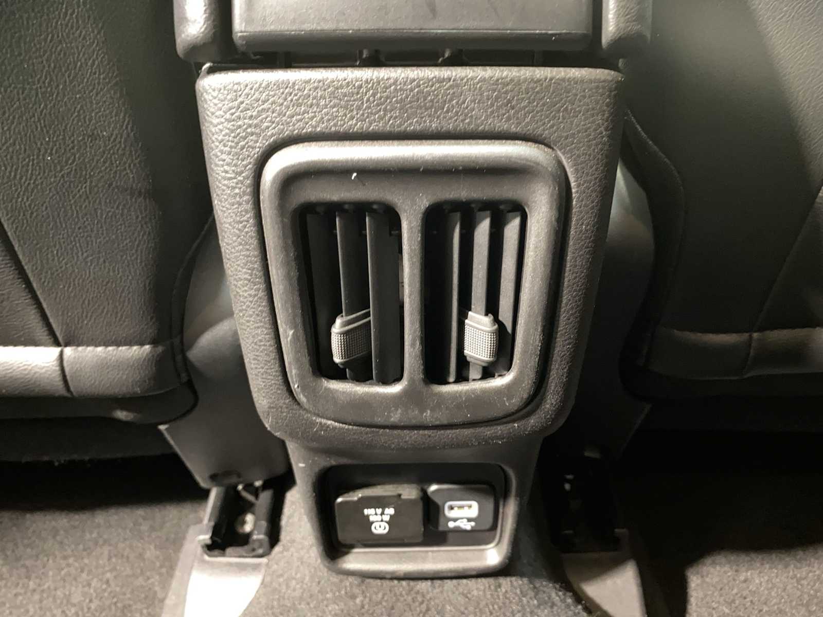 Thumbnail: 2020 Jeep Compass - 25