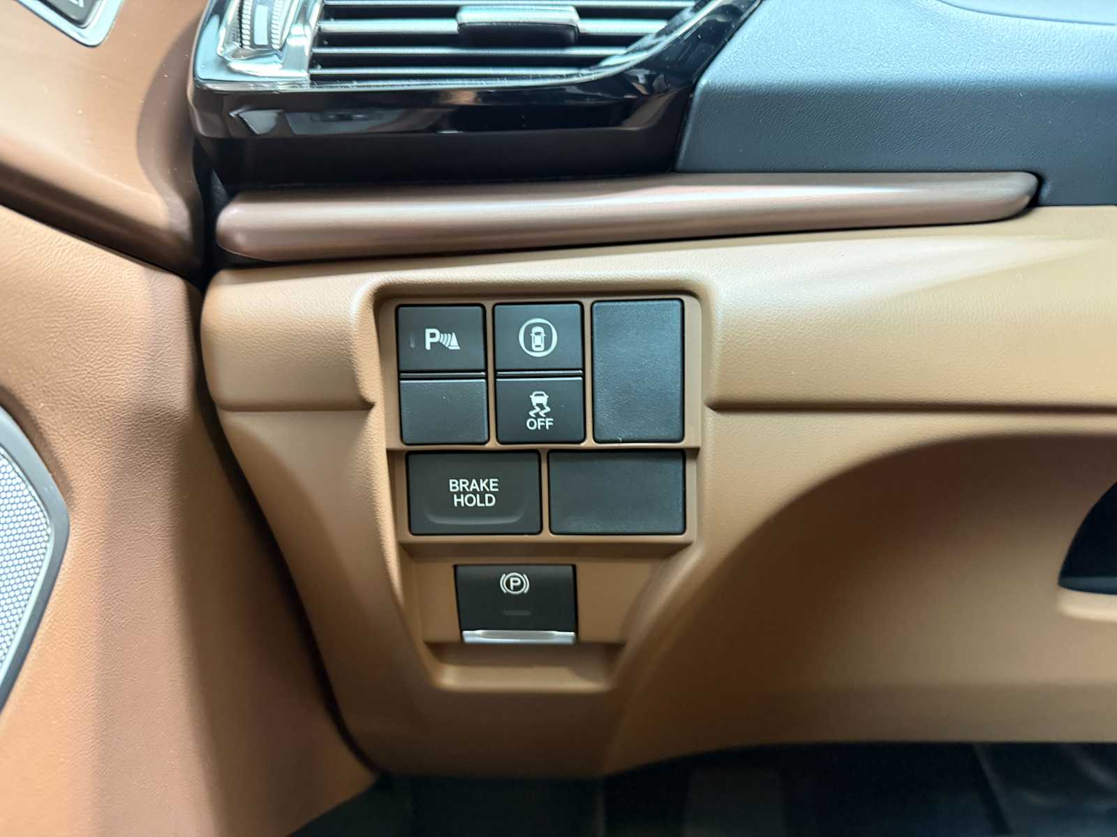 Thumbnail: 2026 Acura RDX - 21