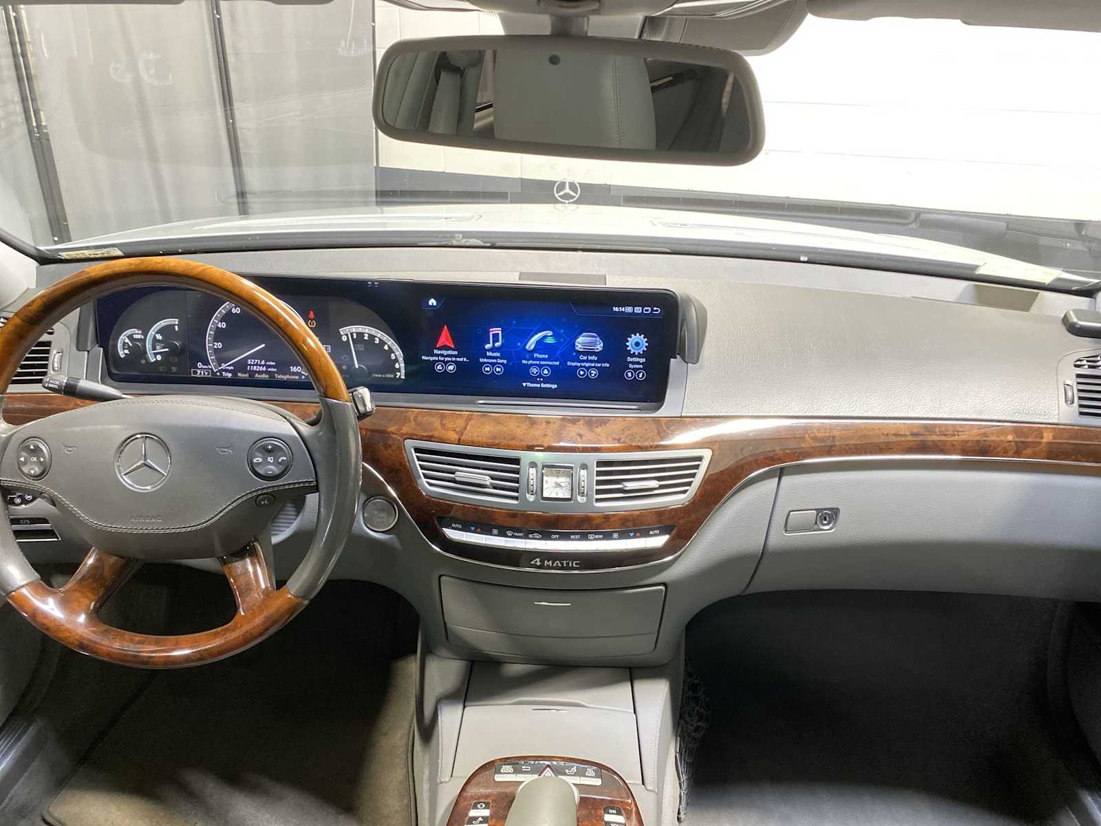 Thumbnail: 2008 Mercedes-Benz S-Class - 10