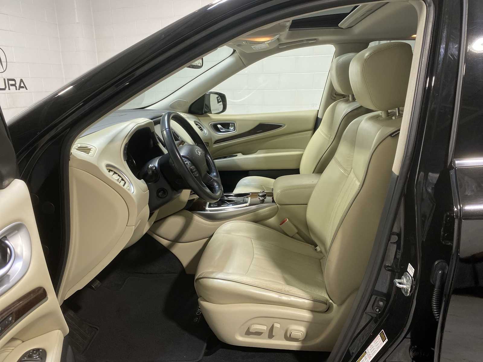 Thumbnail: 2017 INFINITI QX60 - 2