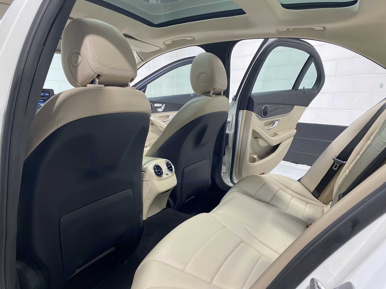 2017 Mercedes-Benz C-Class C 300 12