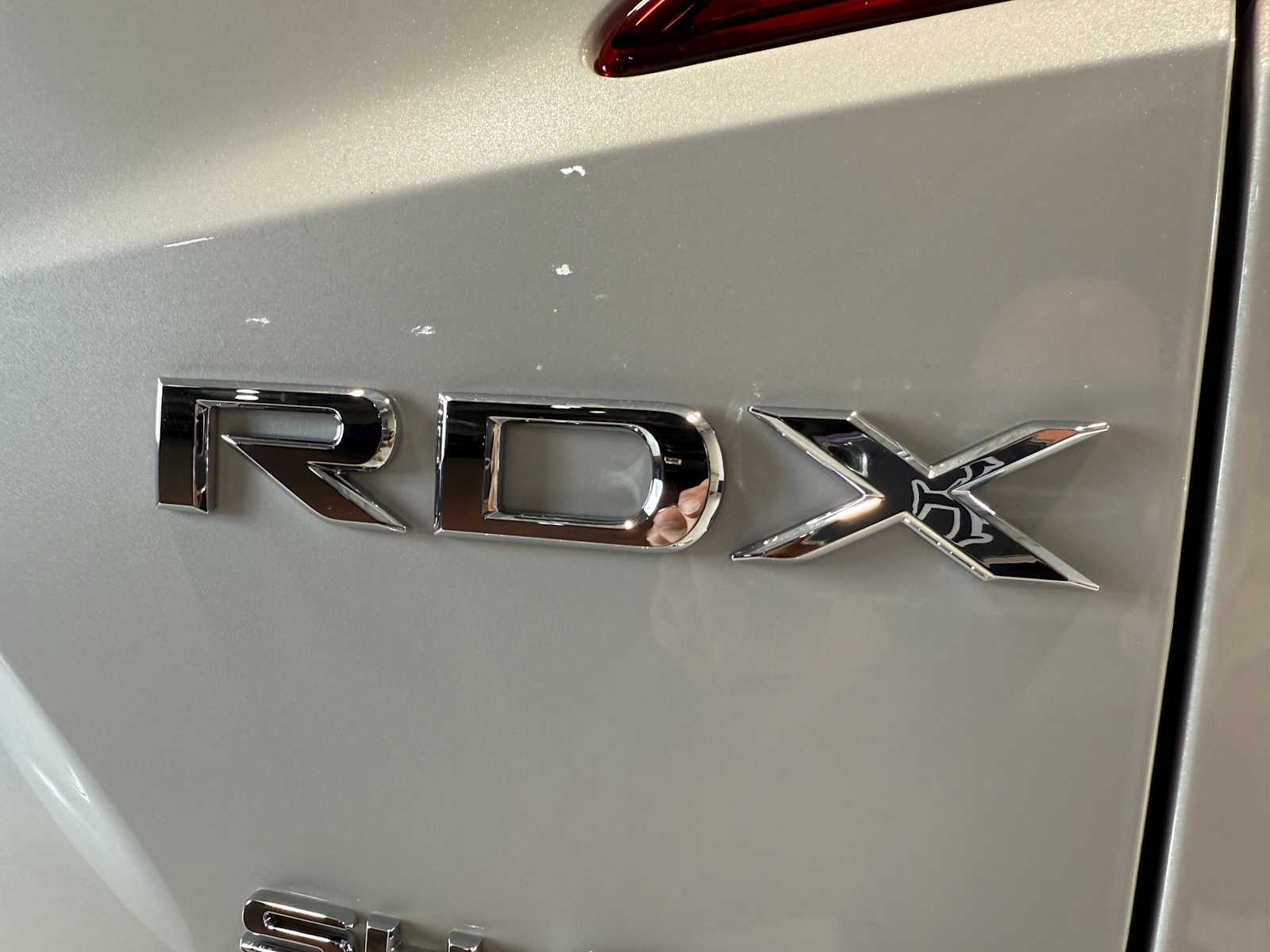 Thumbnail: 2025 Acura RDX - 8