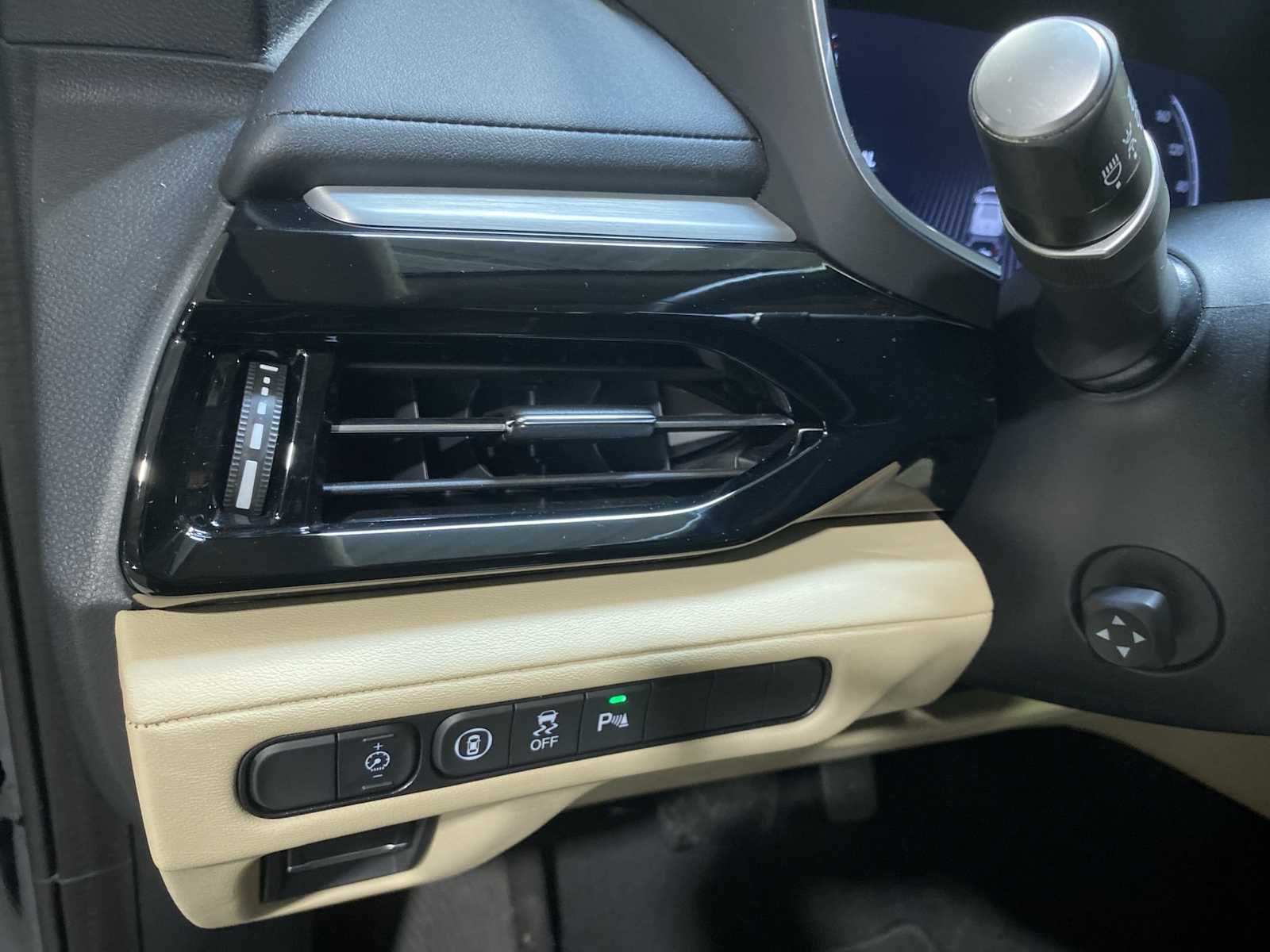 Thumbnail: 2023 Acura MDX - 24