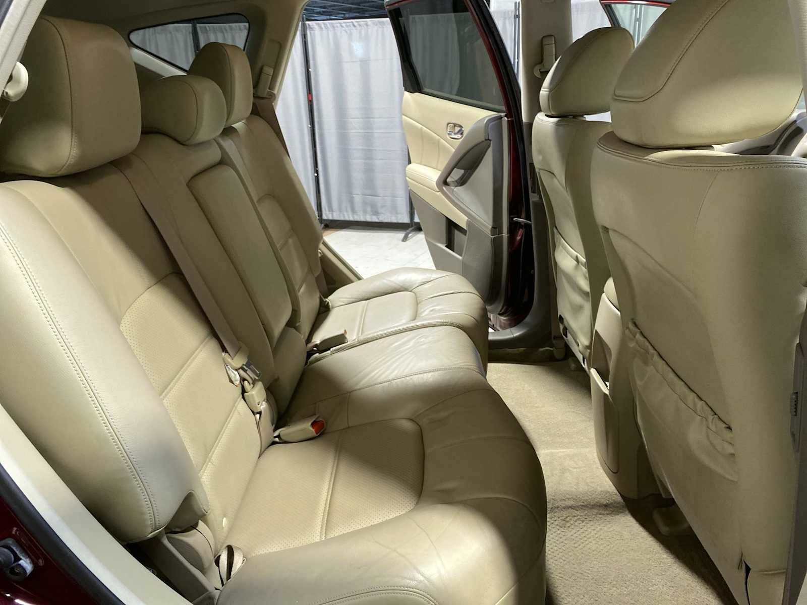 Thumbnail: 2011 Nissan Murano - 13