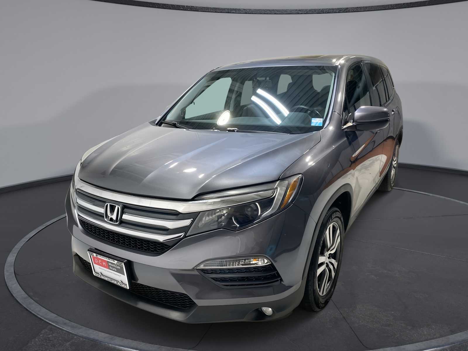 Thumbnail: 2017 Honda Pilot - 1