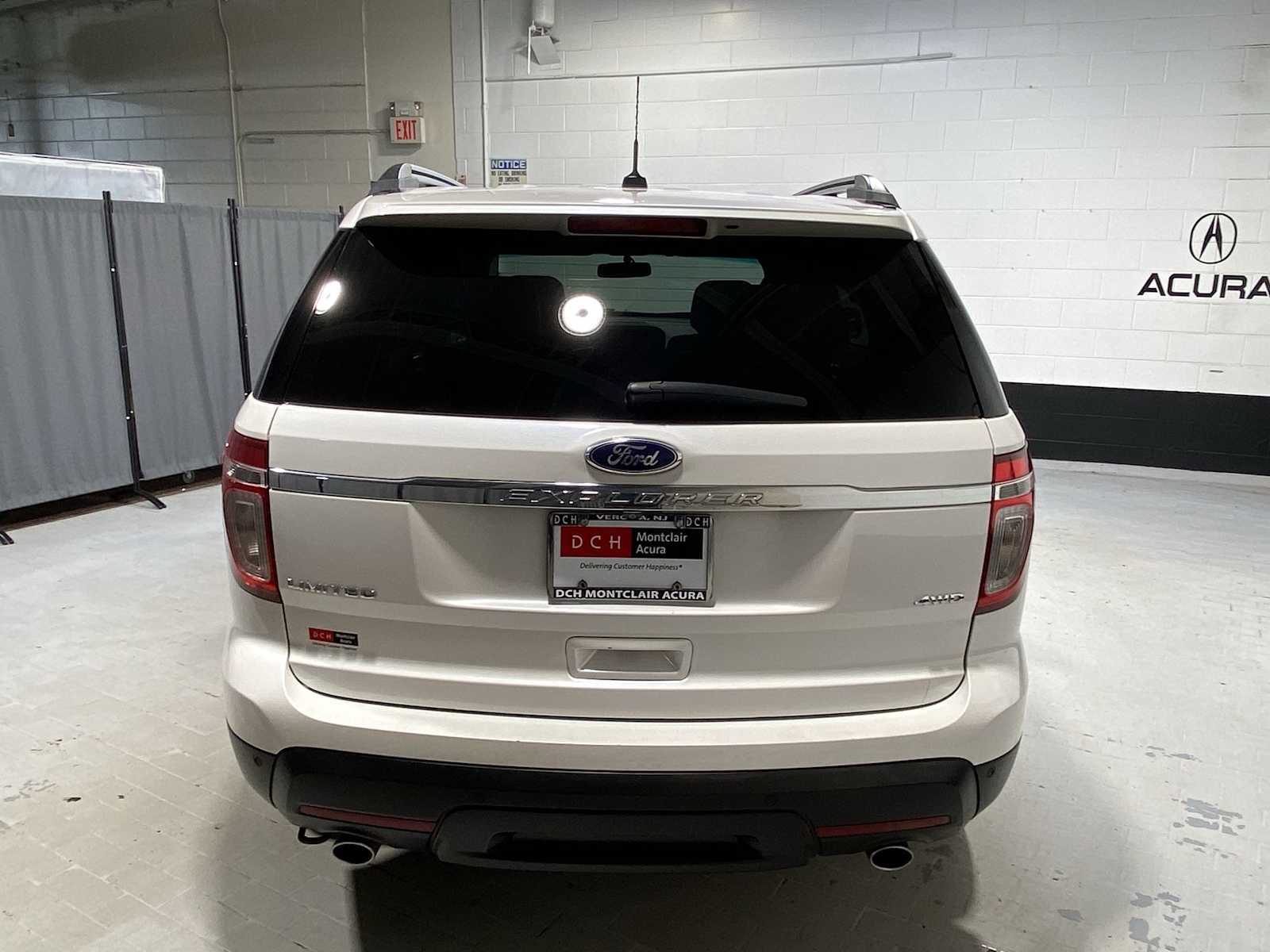 Thumbnail: 2014 Ford Explorer - 5