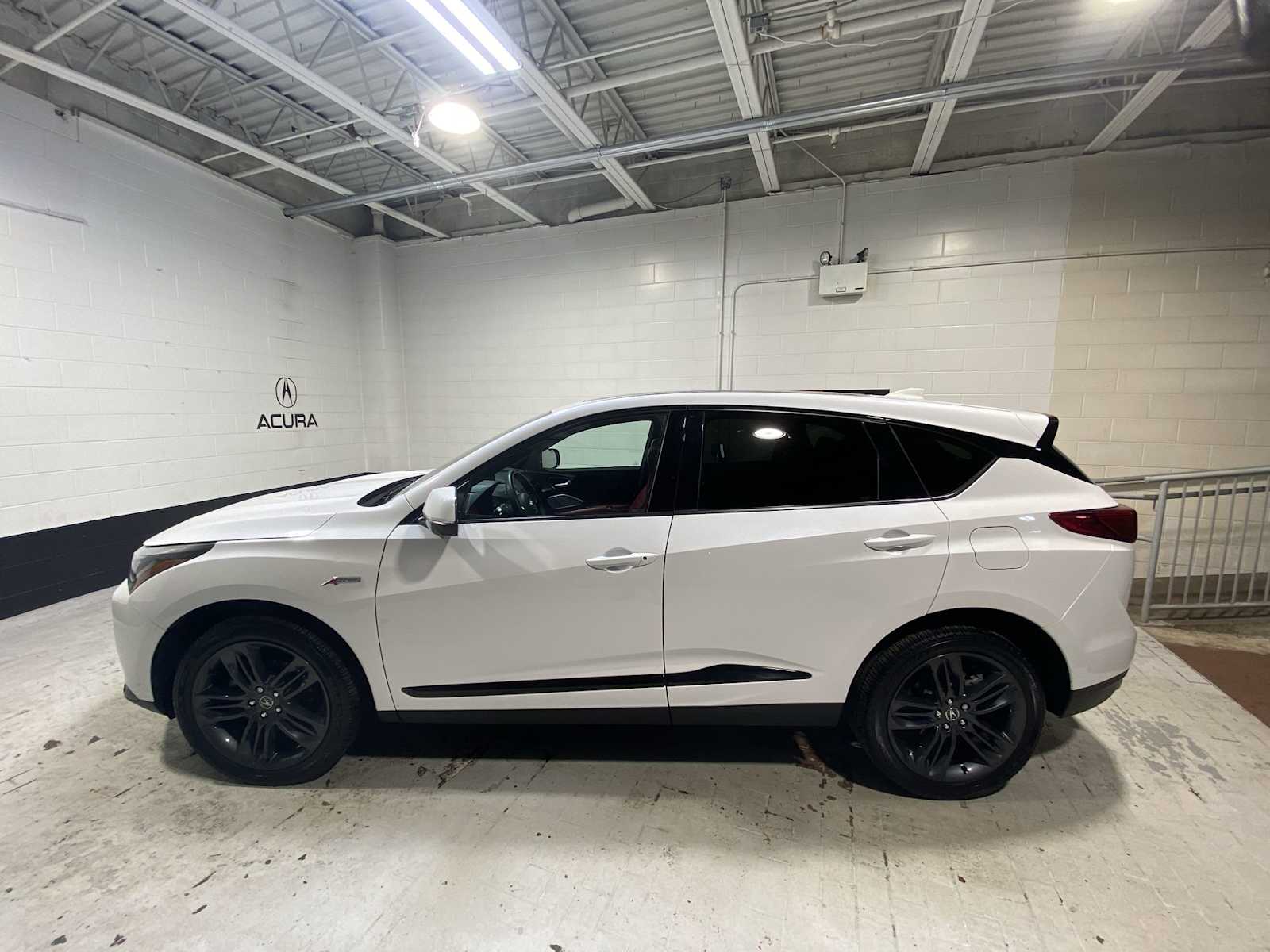 Thumbnail: 2024 Acura RDX - 3