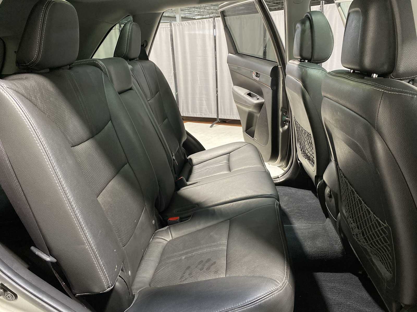 Thumbnail: 2011 Kia Sorento - 13
