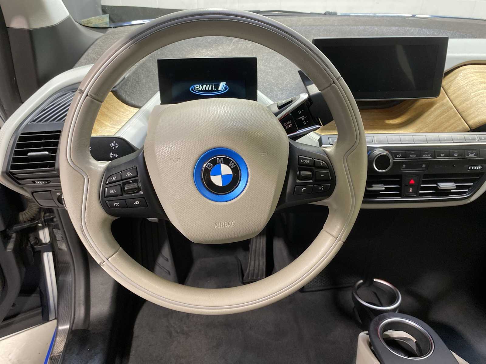 Thumbnail: 2014 BMW i3 - 15